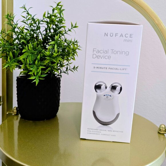 NuFace Mini Facial Toning Device - Picture 4 of 5